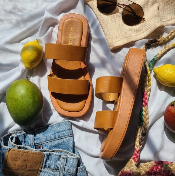 🆕️Resort Style Collection// Tan 2 band sandal - Picture 4 of 4